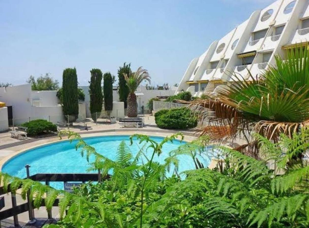 Le Soupir Des Palmiers. Ideal Couple, Piscine, Mer La Grande-Motte Exterior foto